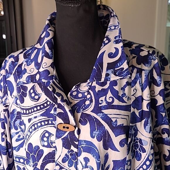 Unlabelled jacket irregular hem - Picture 2 of 10